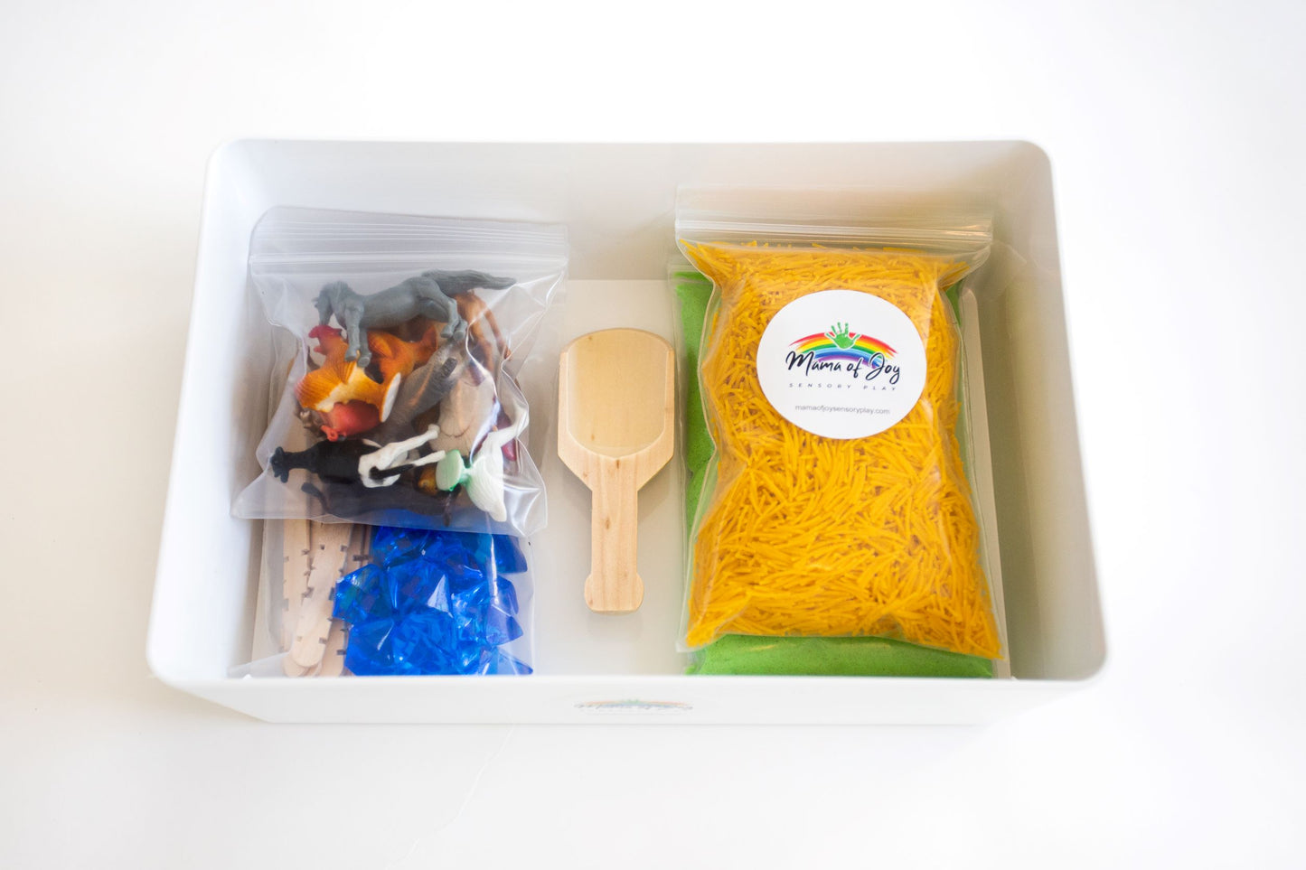 Farm mini sensory bin